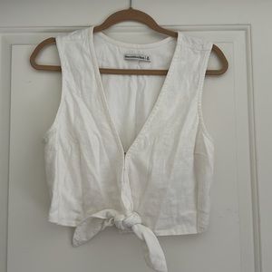 Abercrombie & Fitch tie front crop top in white
